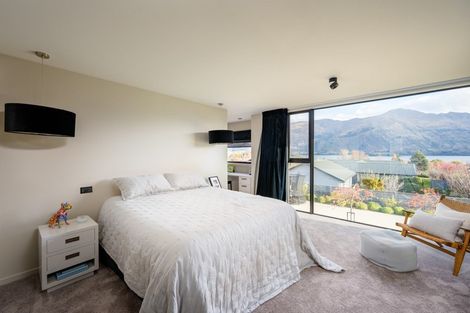 Photo of property in 3 Westview Road, Wanaka, 9305
