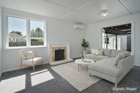 Photo of property in 301 Ruru Place, Camberley, Hastings, 4120