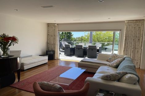 Photo of property in 29c South Lynn Road, Titirangi, Auckland, 0604