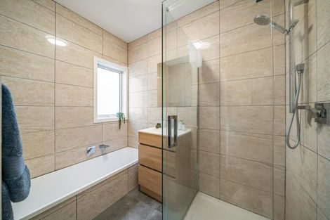 Photo of property in 188 Paremata Road, Paremata, Porirua, 5024