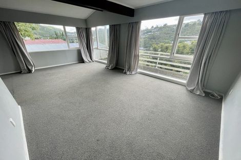 Photo of property in 15 Holborn Drive, Stokes Valley, Lower Hutt, 5019