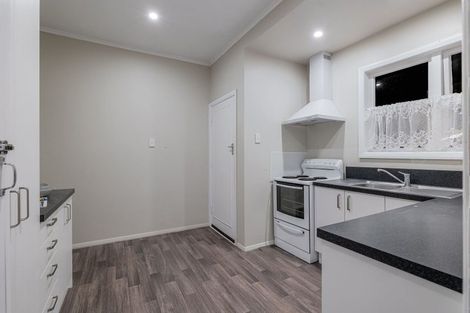Photo of property in 27 Savage Crescent, West End, Palmerston North, 4412