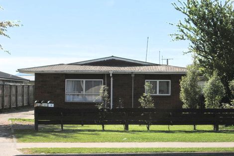 Photo of property in 2/220 Old Taupo Road, Hillcrest, Rotorua, 3015