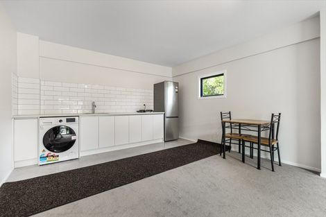 Photo of property in 4 Harford Place, Pakuranga Heights, Auckland, 2010