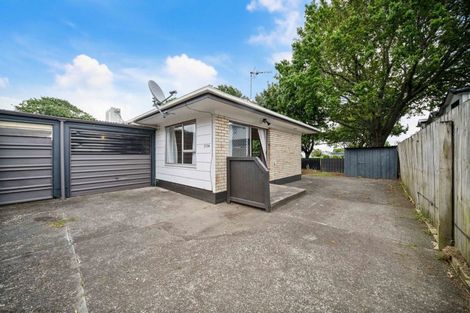 Photo of property in 2/515 Weymouth Road, Weymouth, Auckland, 2103