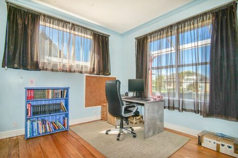 Photo of property in 112 Romilly Street, Westport, 7825