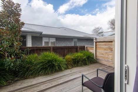 Photo of property in 5u4 Edgecumbe Street, Whitiora, Hamilton, 3200