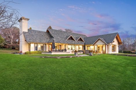 Photo of property in 186 Beacon Point Road, Wanaka, 9305