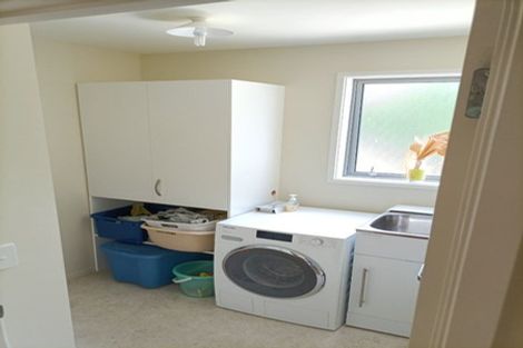 Photo of property in 35 Wastney Terrace, Marybank, Nelson, 7010