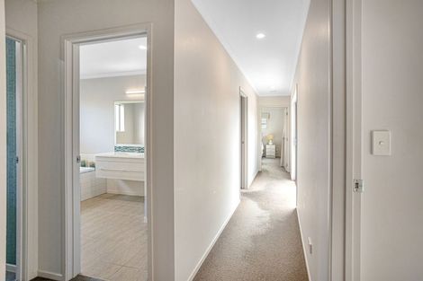 Photo of property in 1 Bravo Place, Whitianga, 3510