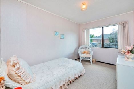 Photo of property in 13 Septimus Place, Henderson, Auckland, 0612
