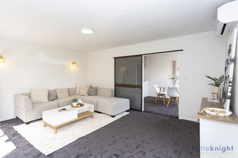 Photo of property in 3/92 North Avon Road, Richmond, Christchurch, 8013