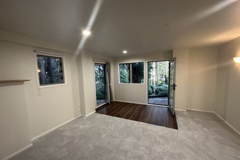 Photo of property in 77e Colwill Road, Massey, Auckland, 0614