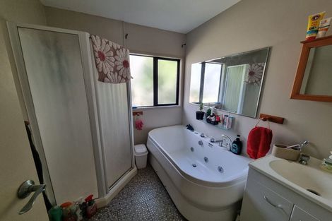 Photo of property in 3a Sandleigh Road, Hamilton Lake, Hamilton, 3204