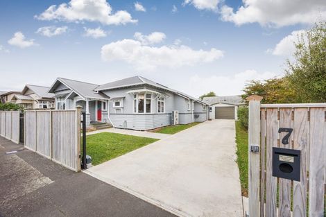 Photo of property in 7 Pirie Street, Palmerston North, 4410