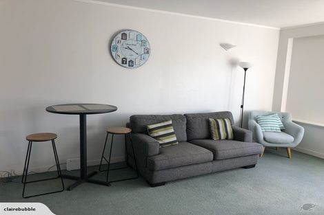Photo of property in Hobson Court Flats, 64/70u Hobson Street, Thorndon, Wellington, 6011