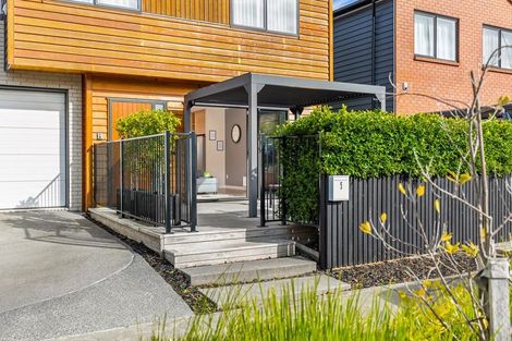 Photo of property in 3 Hea Road, Hobsonville, Auckland, 0616