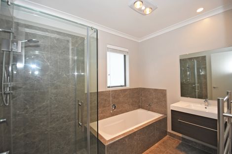 Photo of property in 6 Shearwater Lane, Point Wells, 0986