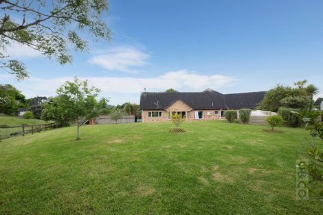 Photo of property in 17 Deacon Road, Riverhead, Kumeu, 0892