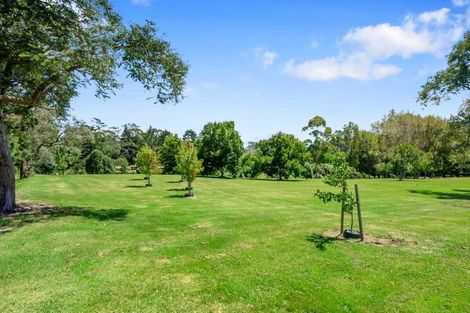 Photo of property in 44 Hardens Lane, Paremoremo, Auckland, 0632