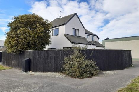 Photo of property in 74 Mandeville Street, Riccarton, Christchurch, 8011