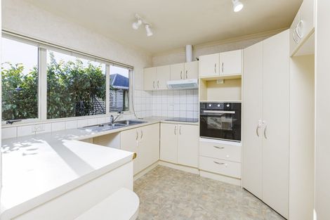 Photo of property in 118 Great South Road, Manurewa, Auckland, 2102