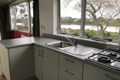 Photo of property in 171c Colwill Road, Massey, Auckland, 0614