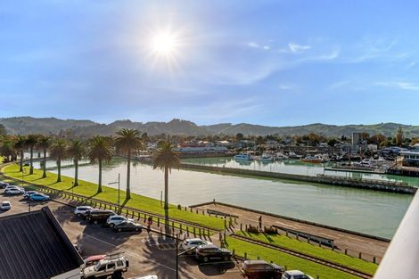 Photo of property in 3/4 Reads Quay, Gisborne, 4010