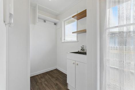 Photo of property in 25 Karamea Crescent, Kelvin Grove, Palmerston North, 4414