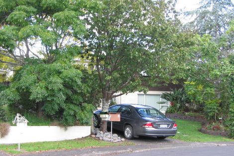 Photo of property in 8 May Avenue, Te Atatu South, Auckland, 0610