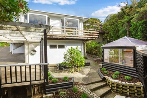 Photo of property in 18 Woodland Road, Johnsonville, Wellington, 6037