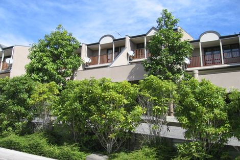 Photo of property in 3/9 Pannill Place, Oteha, Auckland, 0632
