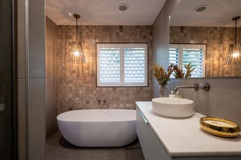 Photo of property in 2 Chestnut Court, Havelock North, 4130