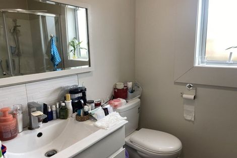 Photo of property in 16 Peer Street, Upper Riccarton, Christchurch, 8041