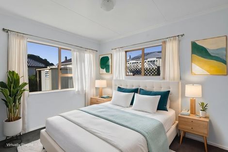 Photo of property in 2/43 Mangorei Road, Strandon, New Plymouth, 4312
