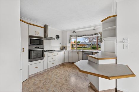 Photo of property in 6 Cheval Place, Taradale, Napier, 4112