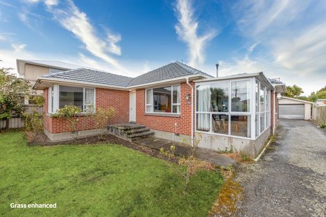 Photo of property in 155 Gayhurst Road, Dallington, Christchurch, 8061