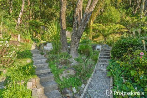 Photo of property in 31 Walter Road, Lowry Bay, Lower Hutt, 5013