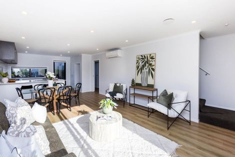 Photo of property in 7 Desert Gold Lane, Wallaceville, Upper Hutt, 5018