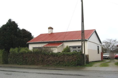 Photo of property in 63 Seaward Road, Edendale, 9825