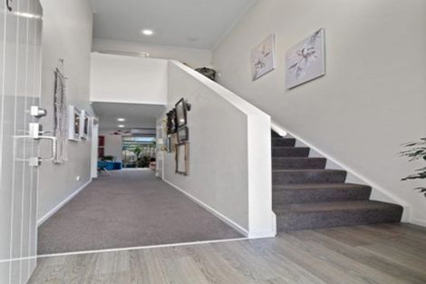 Photo of property in 215u3 Massey Street, Frankton, Hamilton, 3204