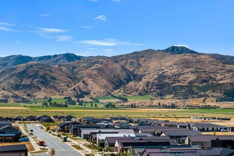 Photo of property in 8 Gillespie Street, Lake Hawea, 9382