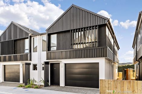 Photo of property in 27/6u Bushland Grove, Paparangi, Wellington, 6037