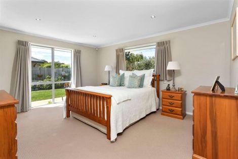 Photo of property in 9 Oratia Grove, Northwood, Christchurch, 8051