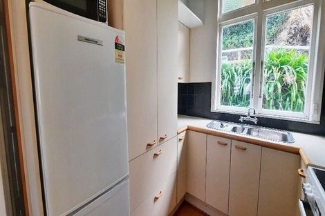 Photo of property in 1/21a Talavera Terrace, Kelburn, Wellington, 6012