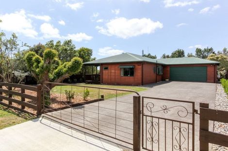 Photo of property in 537 Richmond Road, Lepperton, New Plymouth, 4373