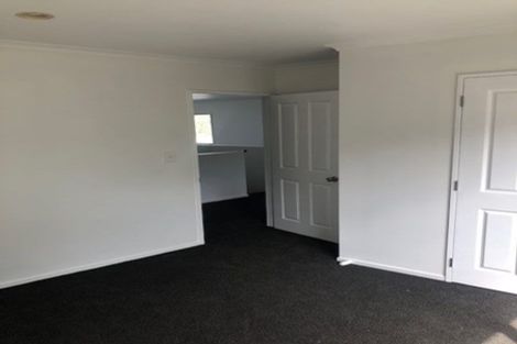 Photo of property in 52 Garelja Road, Henderson, Auckland, 0612