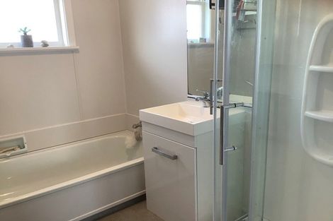 Photo of property in 1 Gillies Place, Ranui, Porirua, 5024