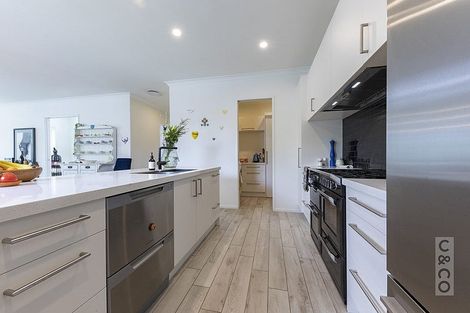 Photo of property in 14 Floyd Road, Riverhead, 0820