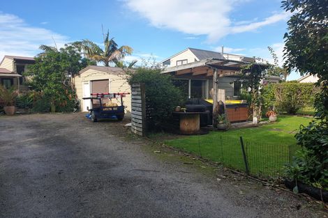 Photo of property in 32 Koutunui Road, Athenree, Katikati, 3177